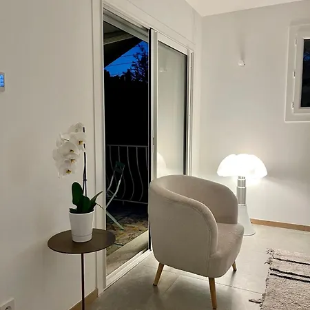 4 Bedroom House * Le Cannet